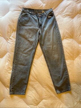 Levi's Women's Gray Straight Leg Jeans